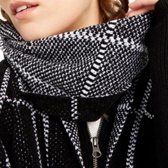 NWT Eileen Fisher Women's ORGANIC COTTON CHENILLE CHECK SCARF WRAP Black White - Picture 6 of 7